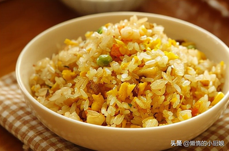 外婆菜炒饭的做法大全(外婆菜炒饭的做法大全)